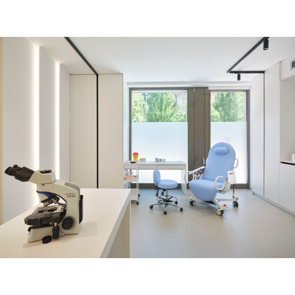 Stolica za vađenje krvi Medefort