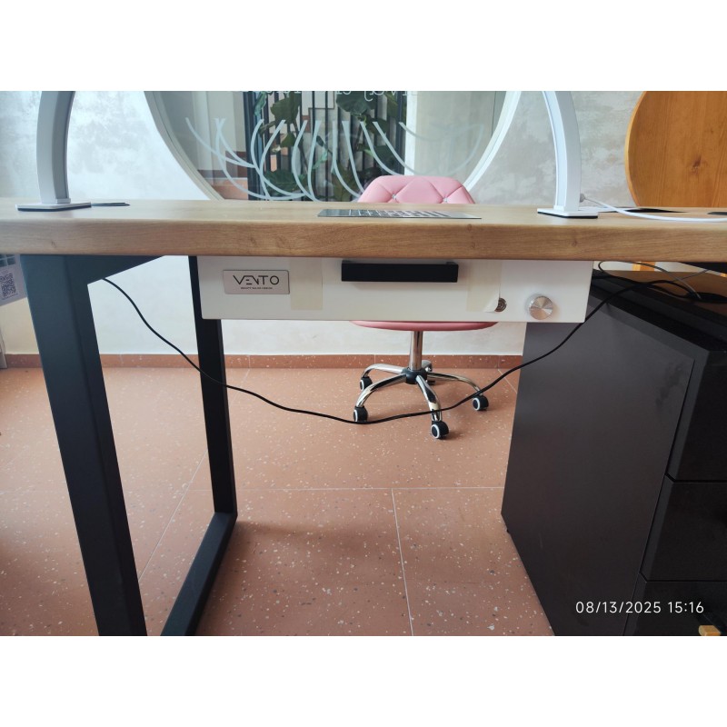 Stol za manikuru Doppio - izložbeni primjerak