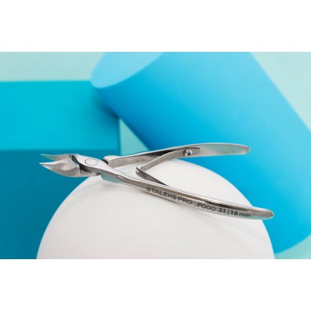 Klijesta-i-grickalice-za-nokte