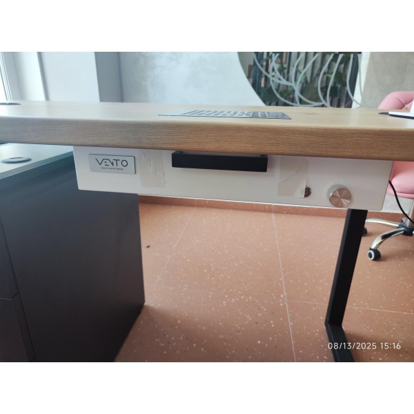 Stol za manikuru Doppio - izložbeni primjerak